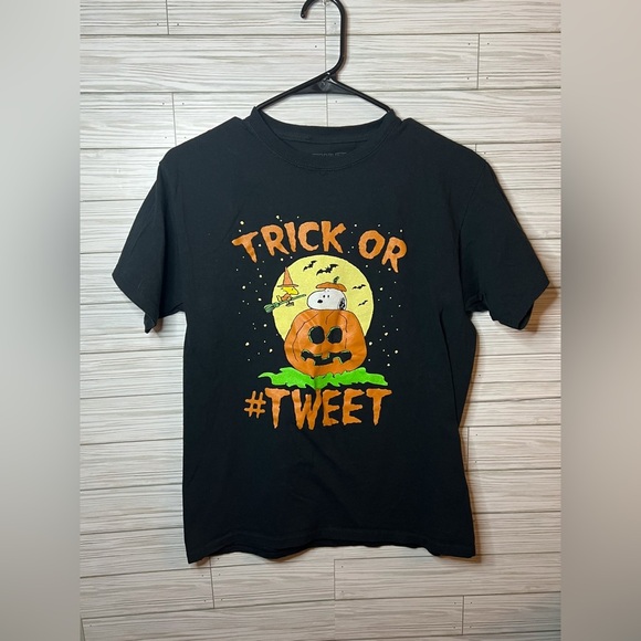 Halloween Snoopy Shirt - Picture 1 of 4